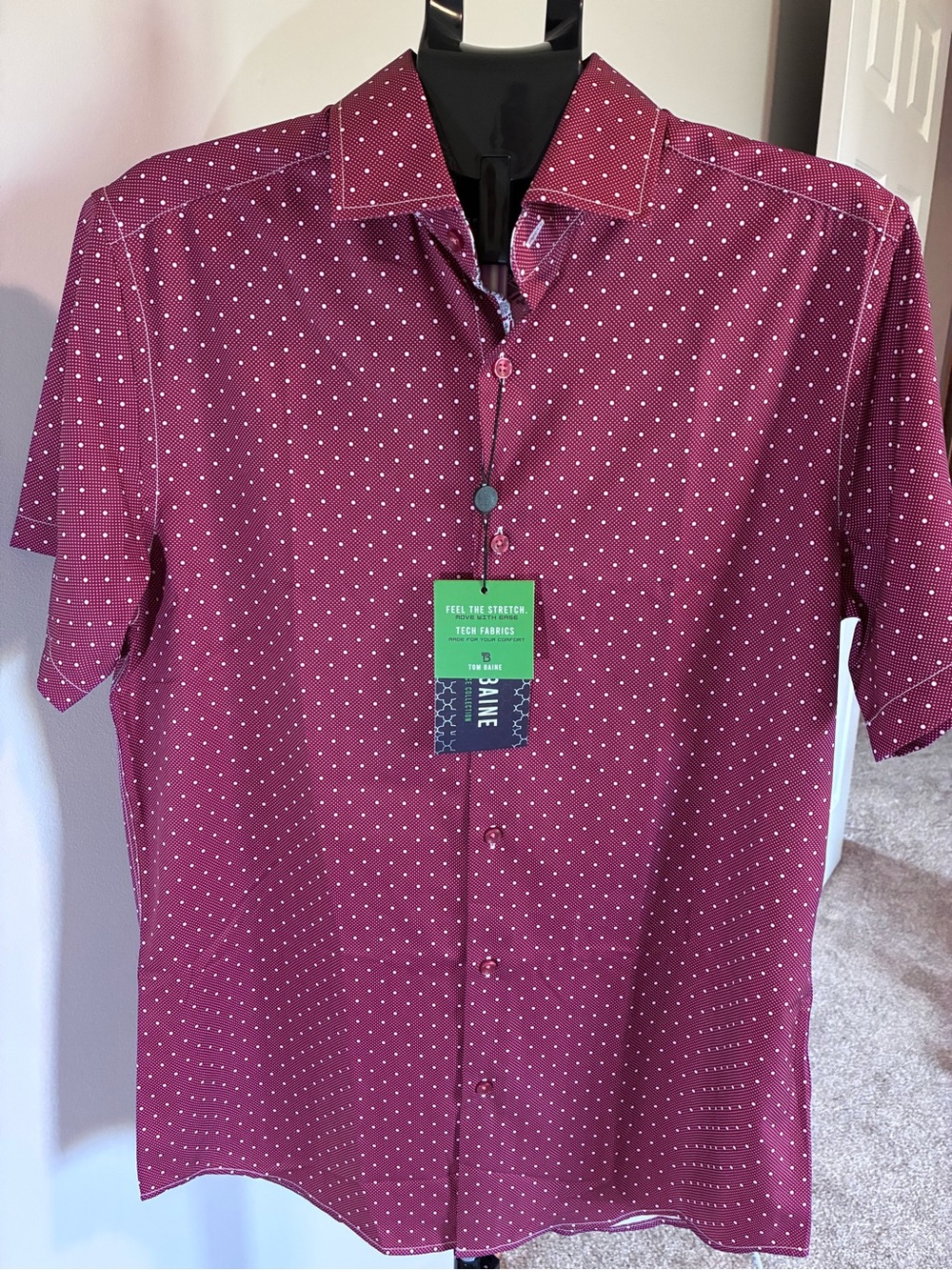 Tom Baine Men's Burgundy Polka Dot Short-Sleeve Button-Down Shirt M